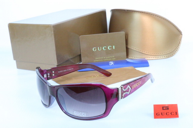 GUCCl Boutique Sunglasses 104